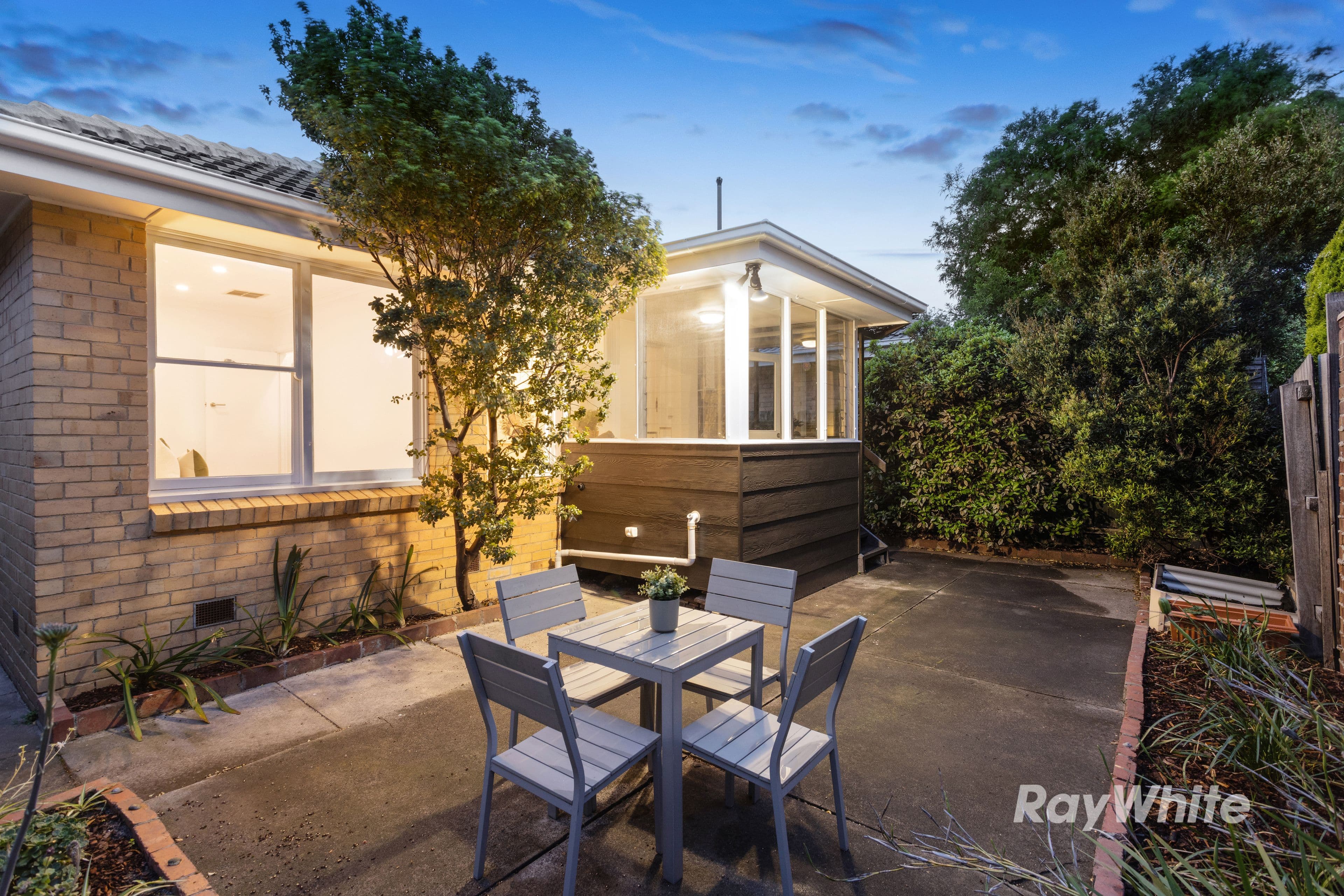 18 Venice Street, Mentone VIC 3194, Mentone - Thumbnail 4