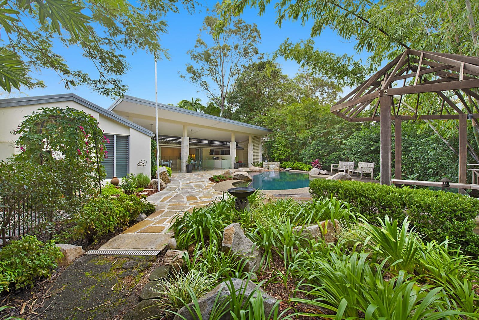54 Kersley Road, Kenmore QLD 4069, Kenmore - Thumbnail 2