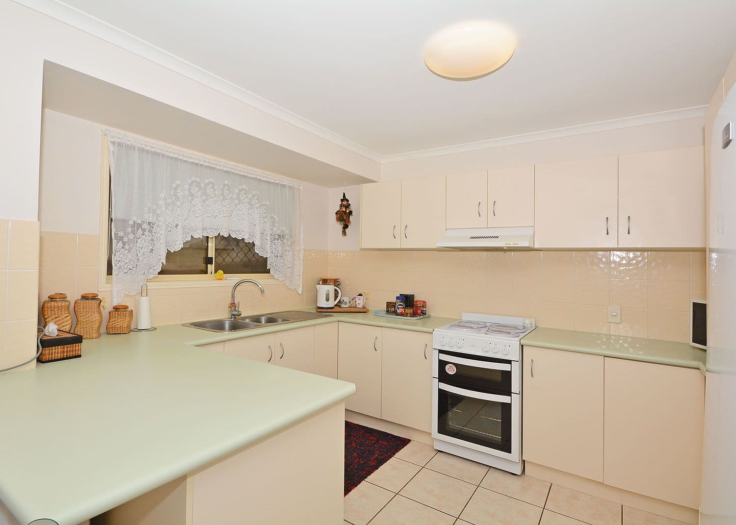 415-417 Boat Harbour Drive, Torquay QLD 4655, Torquay - Thumbnail 2