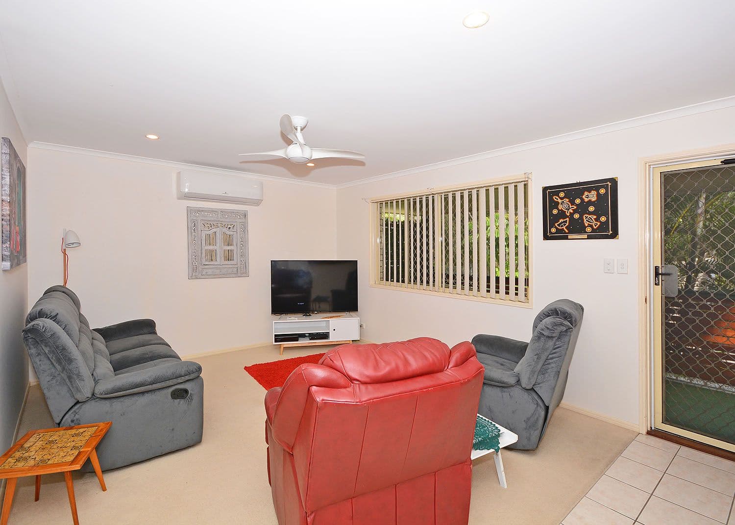 415-417 Boat Harbour Drive, Torquay QLD 4655, Torquay - Thumbnail 3
