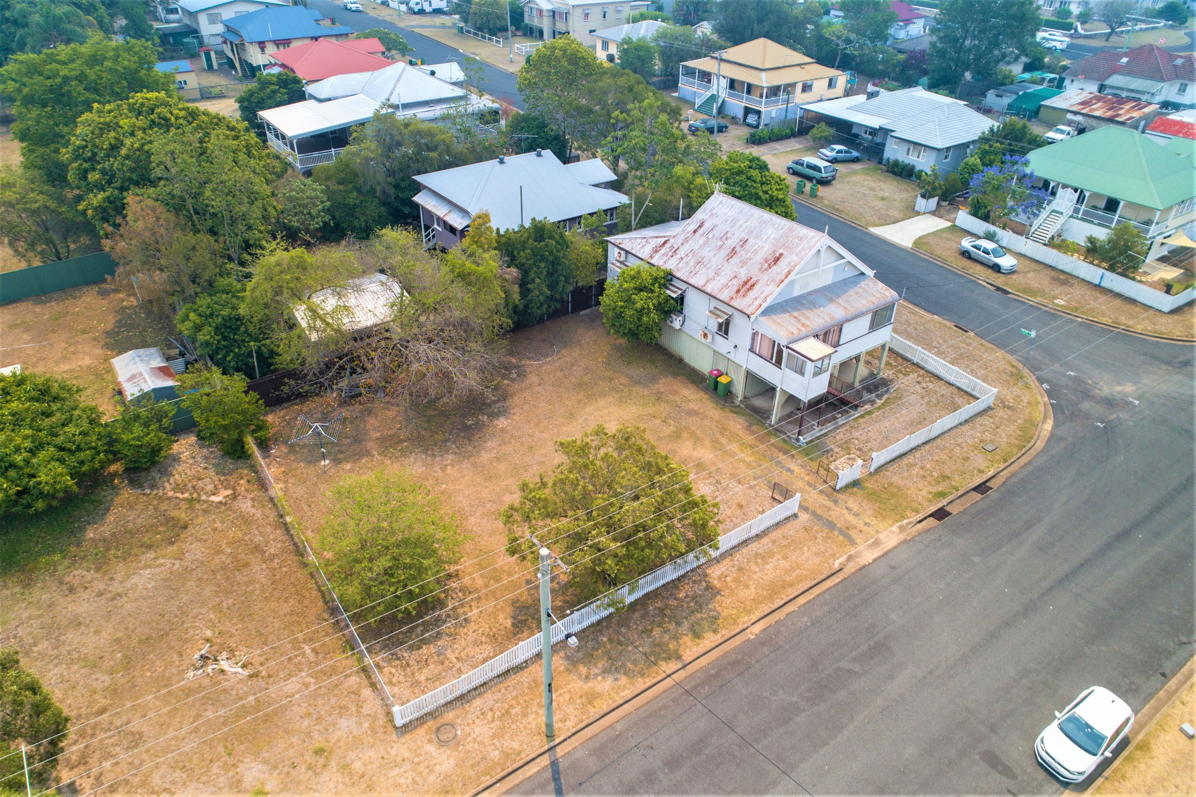 3 Easton Street, Newtown QLD 4305, Newtown - Thumbnail 2