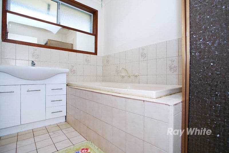 8 Vega Close, NOBLE PARK VIC 3174, Noble Park - Thumbnail 6