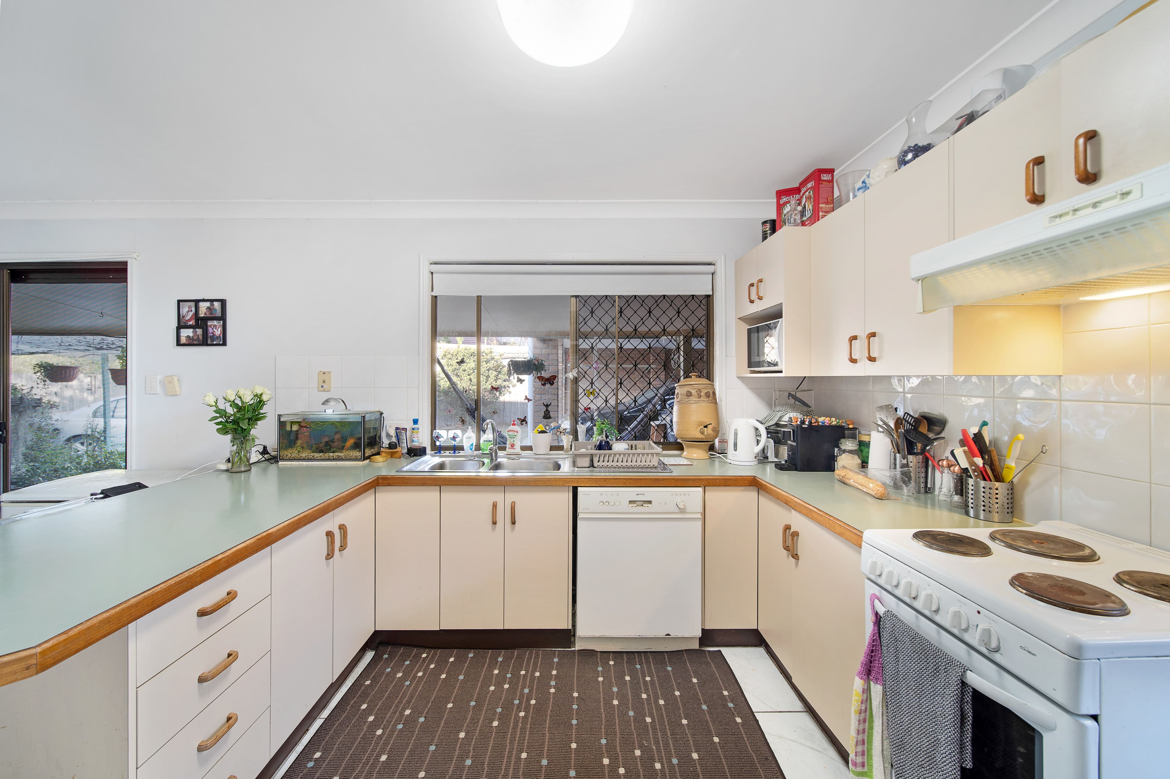 16 Edenlea Drive, Meadowbrook QLD 4131, Meadowbrook - Thumbnail 6