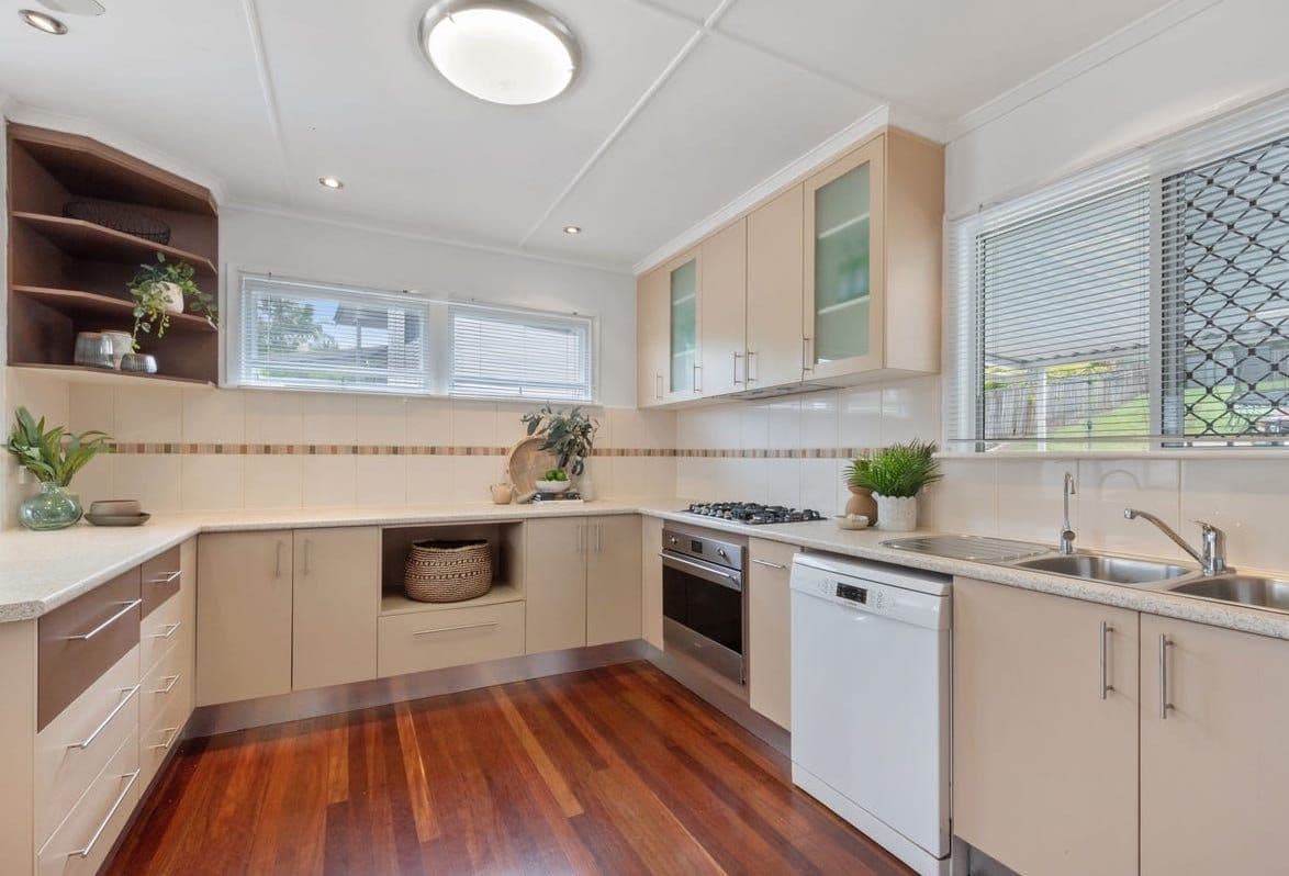 33 Mitchell Street, Arana Hills QLD 4054, Arana Hills - Thumbnail 4