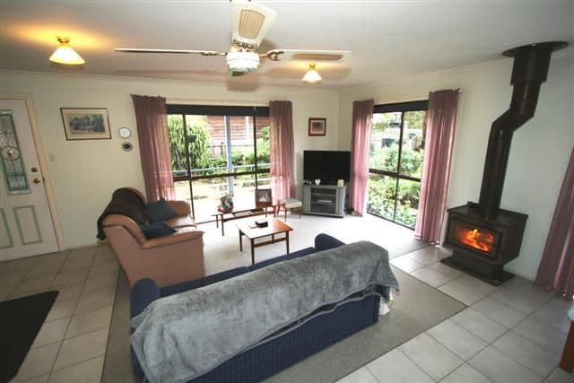 22 Jenner Avenue, COWES VIC 3922, Cowes - Thumbnail 2