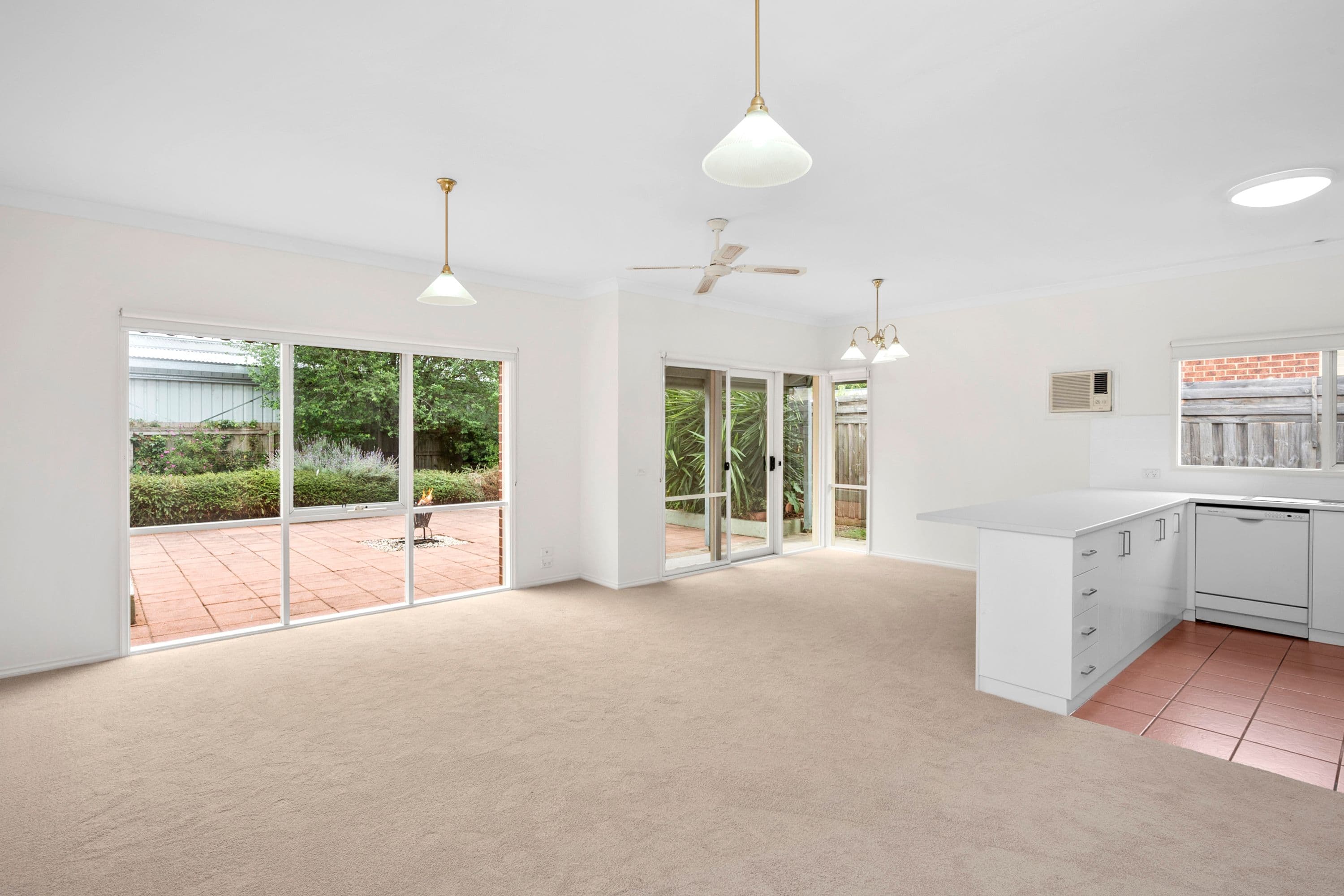 11 Cumberland Drive, Lara VIC 3212, Lara - Thumbnail 2