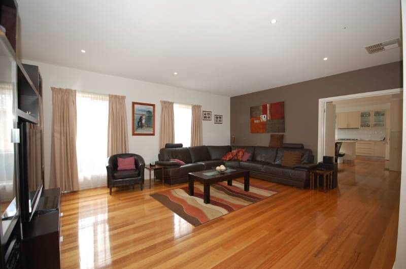 6a Wyuna Walk, MOOROOLBARK VIC 3138, Mooroolbark - Thumbnail 2