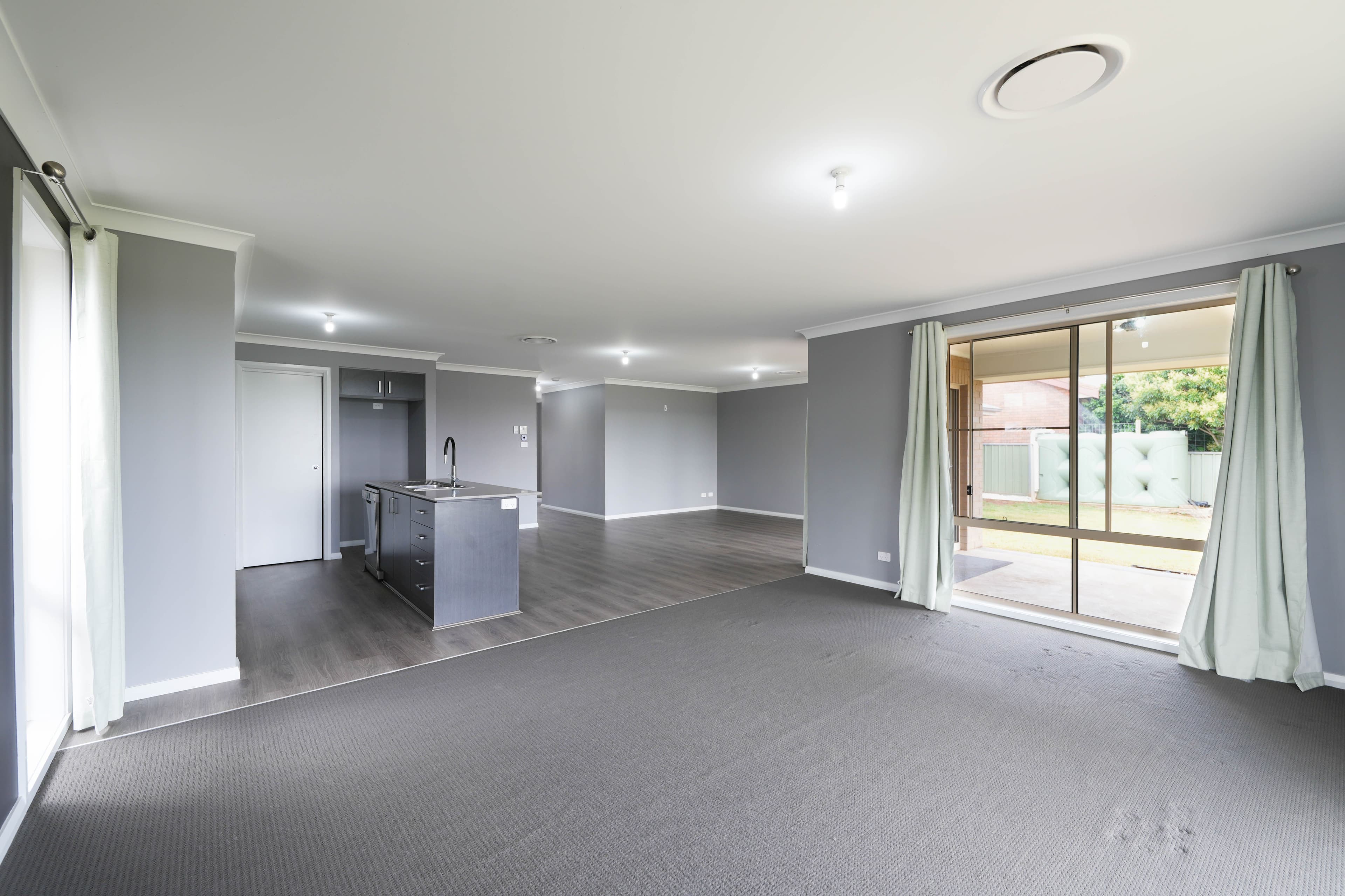29 Blaxland Street, Parkes NSW 2870, Parkes - Thumbnail 2