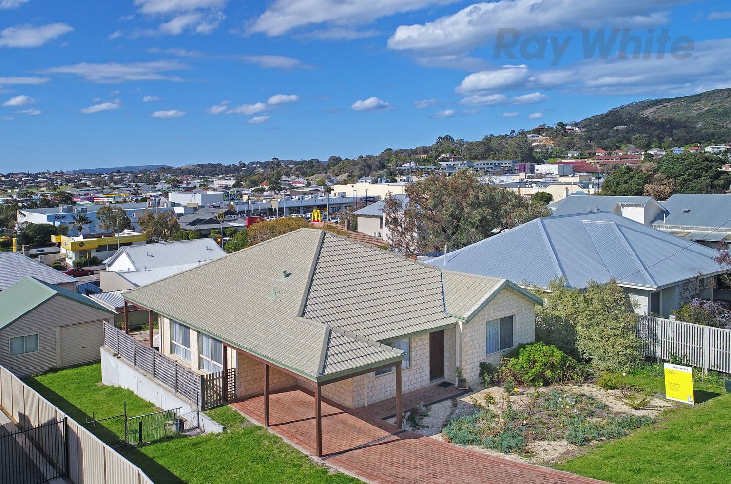 10 Camfield Street, Mount Melville WA 6330, Mount Melville - Thumbnail 2
