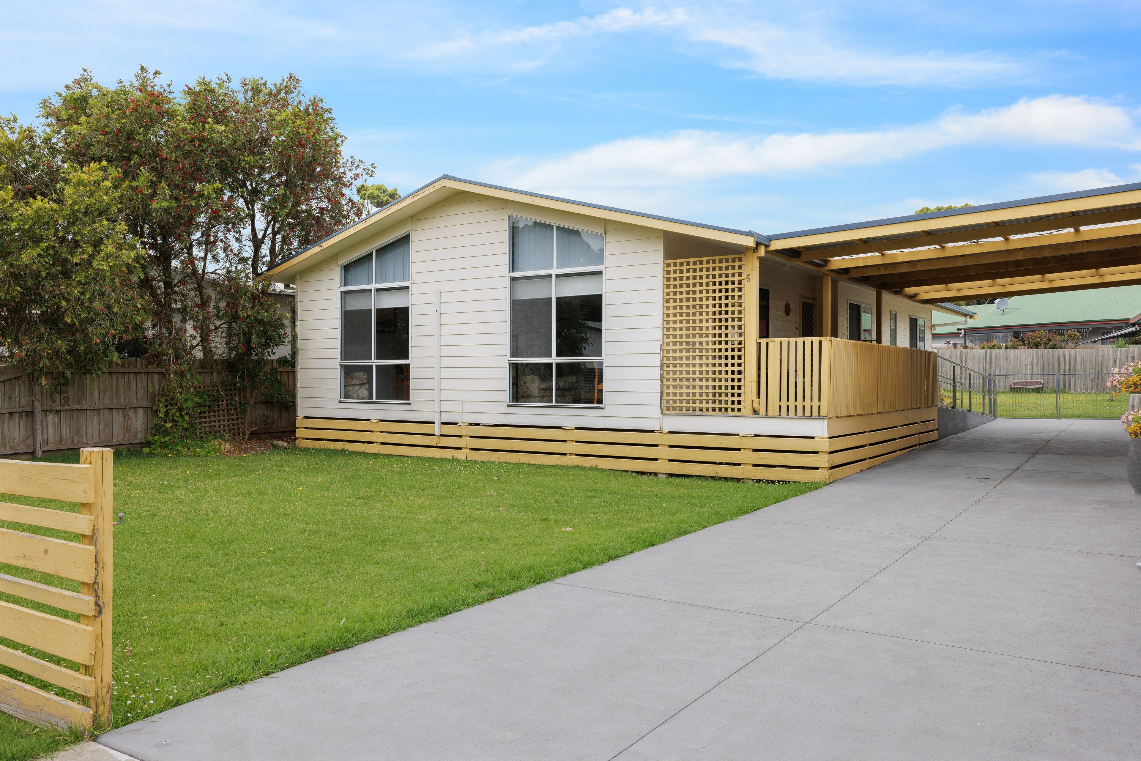 5 Terry Crescent, Wimbledon Heights VIC 3922, Wimbledon Heights - Thumbnail 2