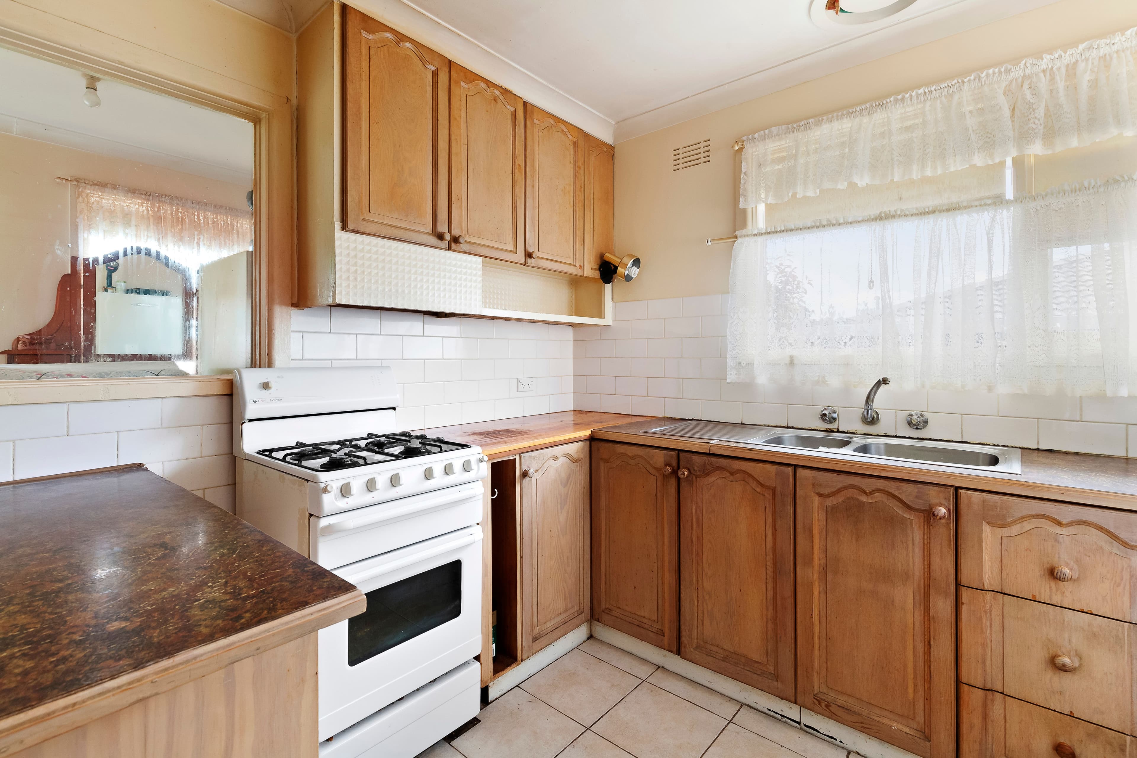 13 Kevin Street, Mount Waverley VIC 3149, Mount Waverley - Thumbnail 2