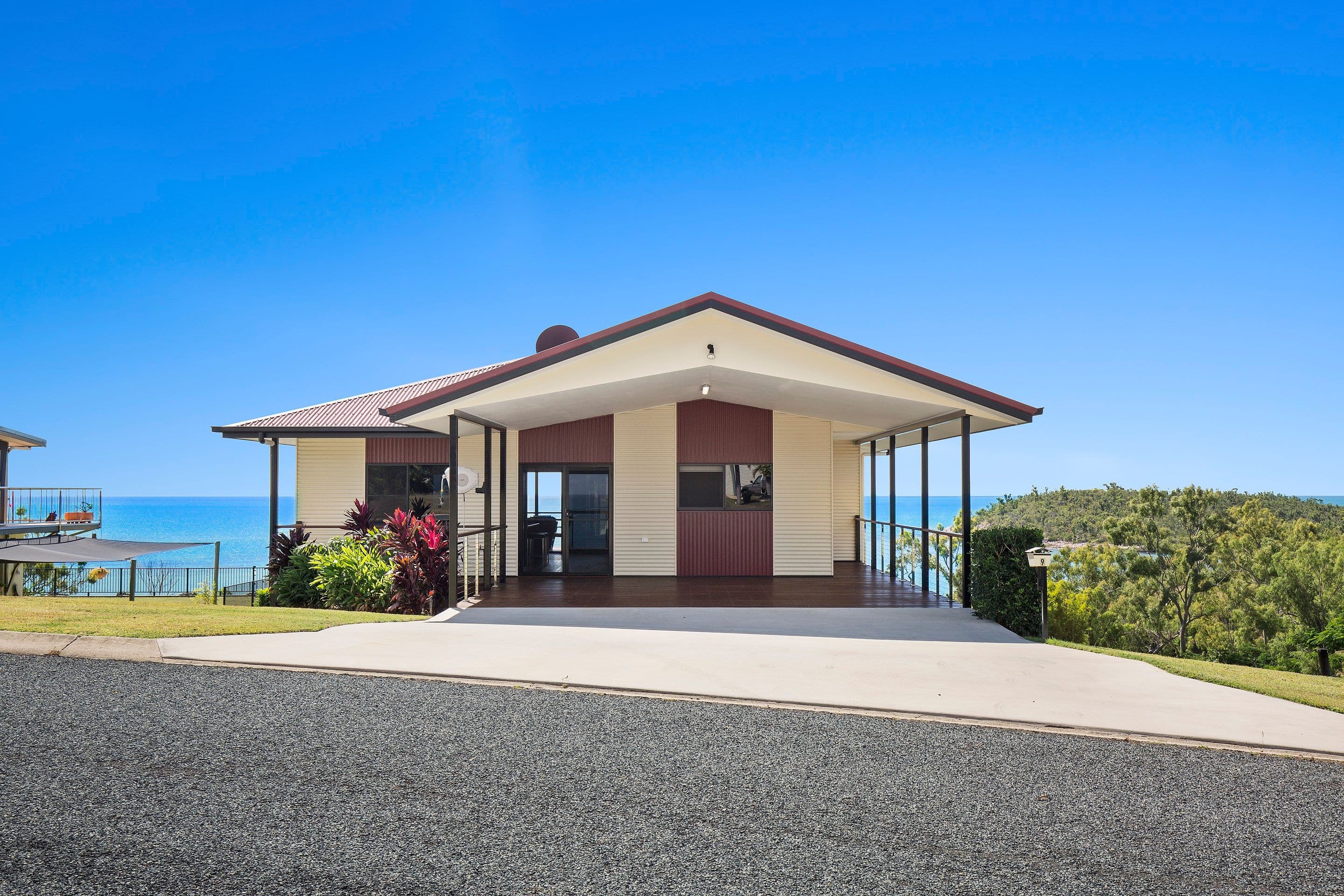 9 Gloucester Avenue, Hideaway Bay QLD 4800, Hideaway Bay - Image 1