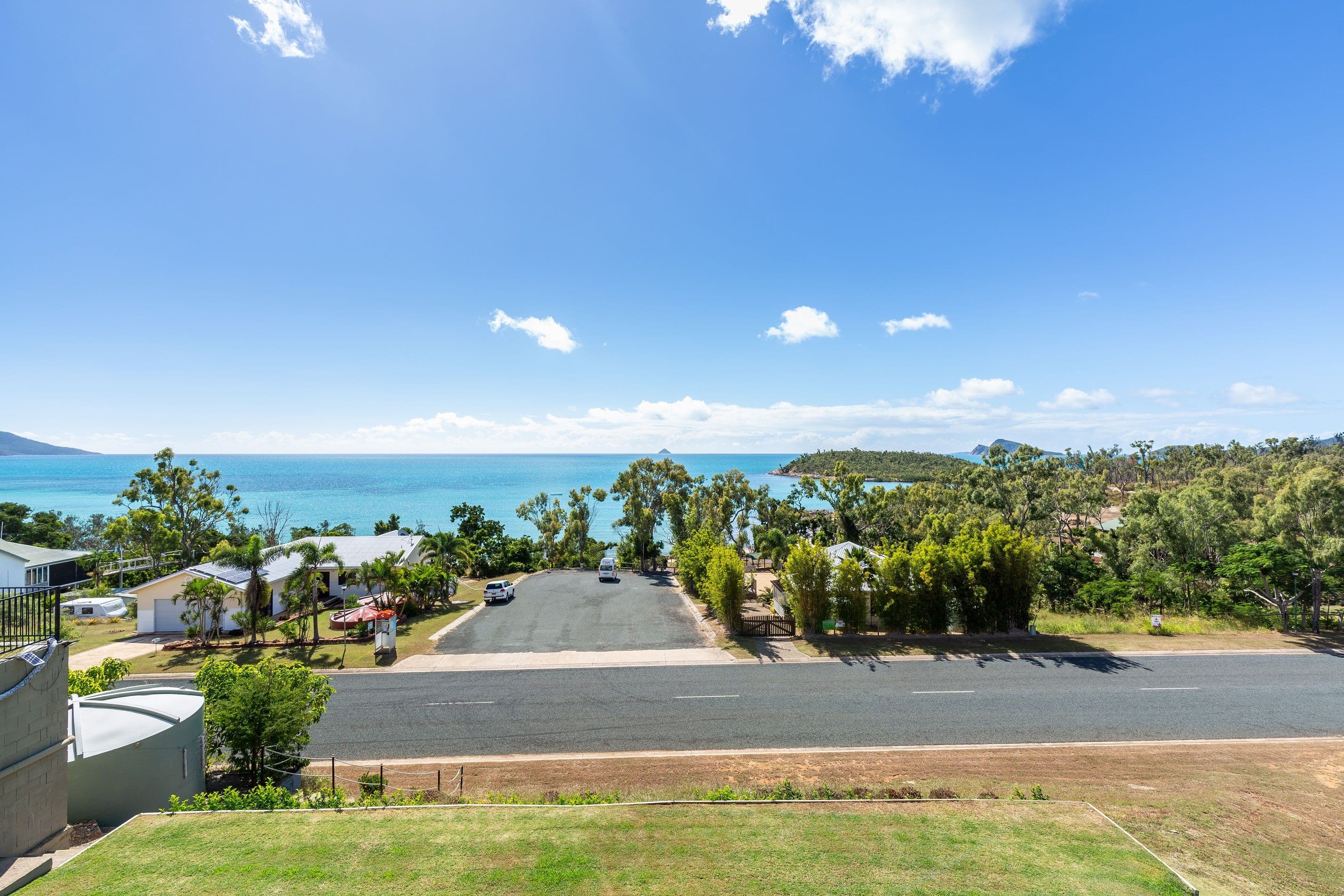 9 Gloucester Avenue, Hideaway Bay QLD 4800, Hideaway Bay - Thumbnail 4