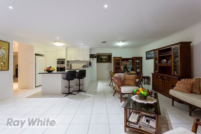 4 Dory Close, Redland Bay QLD 4165, Redland Bay - Thumbnail 4
