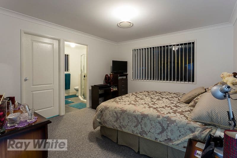 4 Dory Close, Redland Bay QLD 4165, Redland Bay - Thumbnail 8