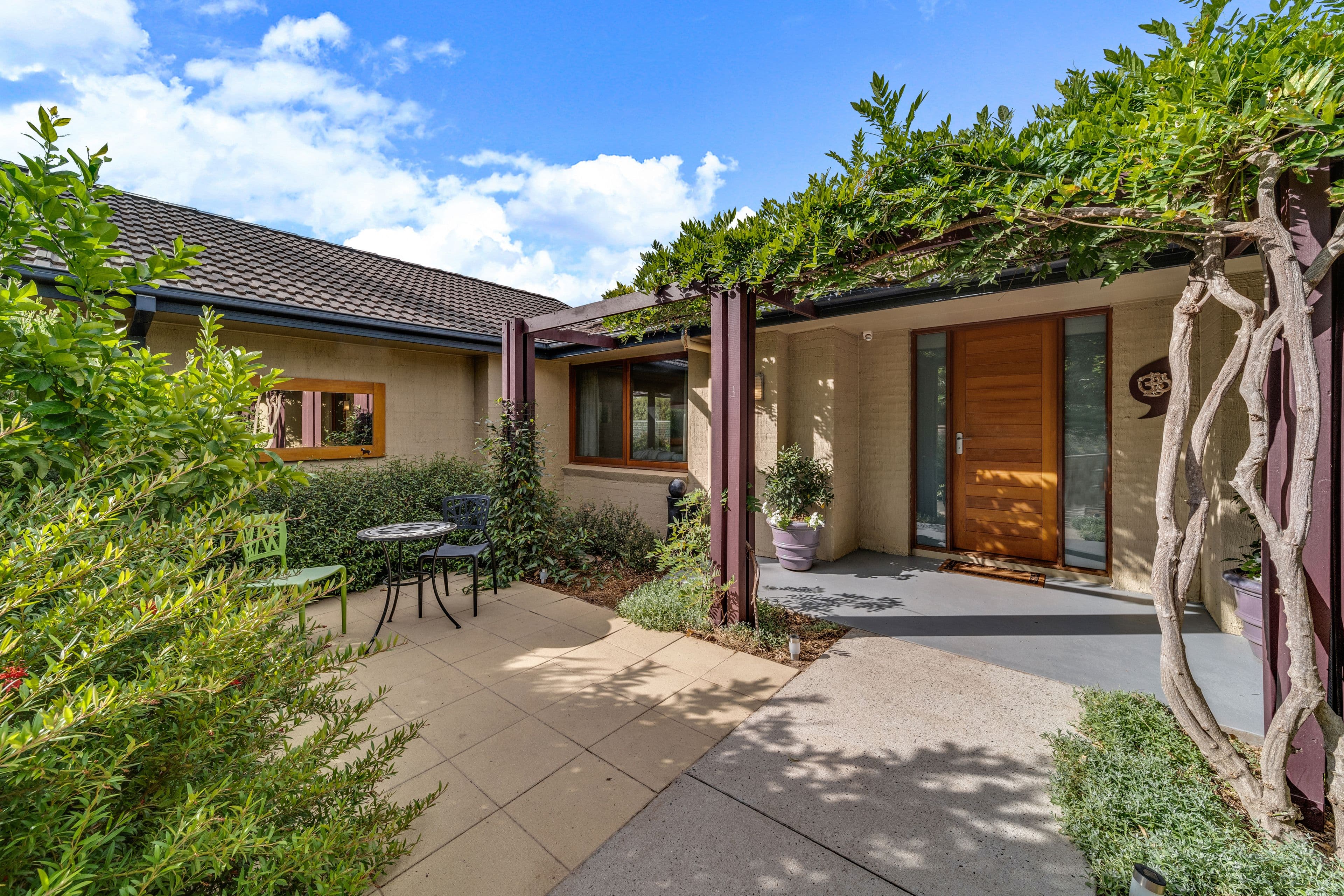 6 McKeahnie Street, Weetangera ACT 2614, Weetangera - Image 1