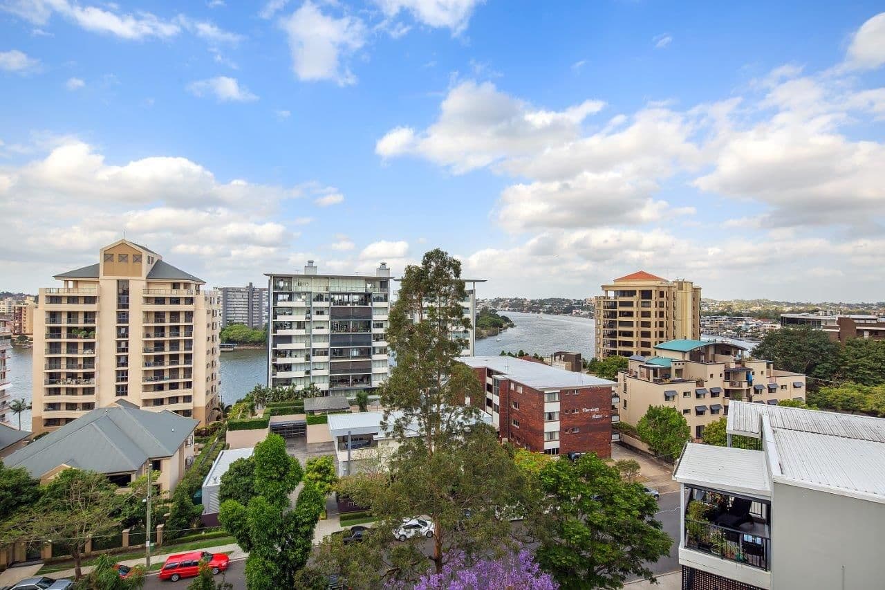 55 Thorn Street, KANGAROO POINT QLD 4169, Kangaroo Point - Thumbnail 2