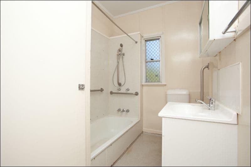 39 Samford Road, LEICHHARDT QLD 4305, Leichhardt - Thumbnail 6