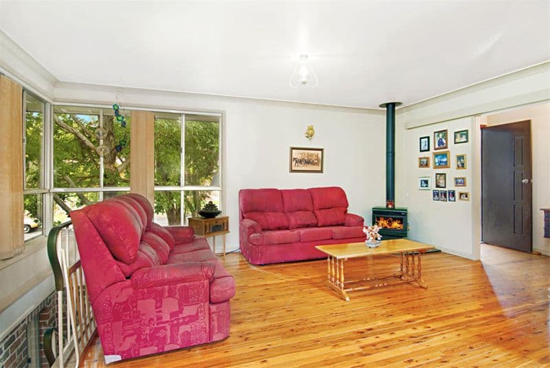 1 Kingswood Road, ENGADINE NSW 2233, Engadine - Thumbnail 3