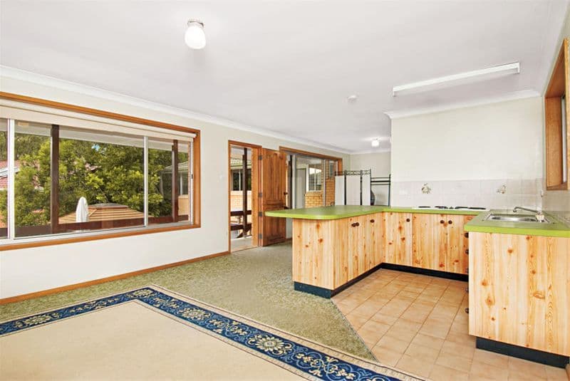 1 Kingswood Road, ENGADINE NSW 2233, Engadine - Thumbnail 5