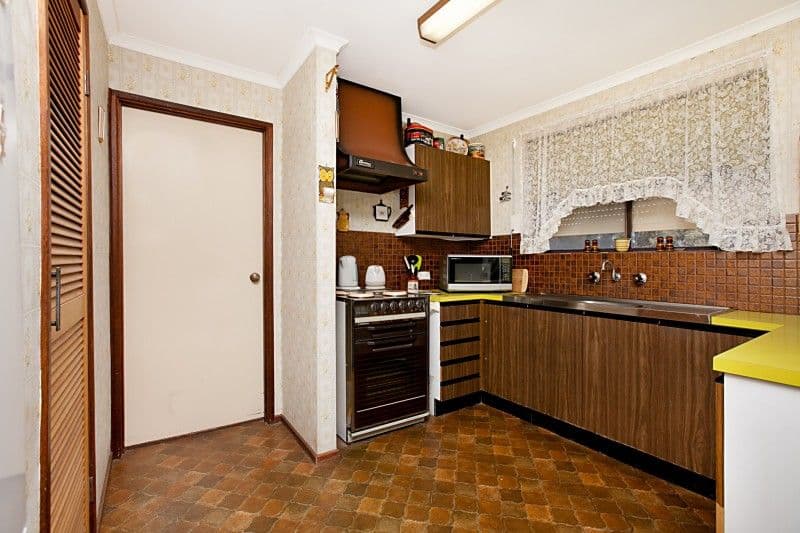 42 Karrawirra Close, CRAIGMORE SA 5114, Craigmore - Thumbnail 4