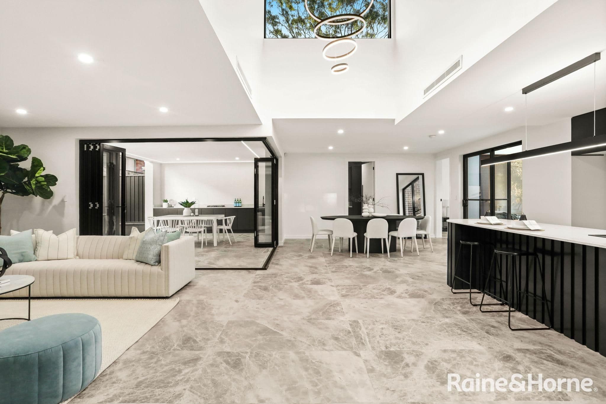 38 Providence Road, Ryde NSW 2112, Ryde - Thumbnail 2