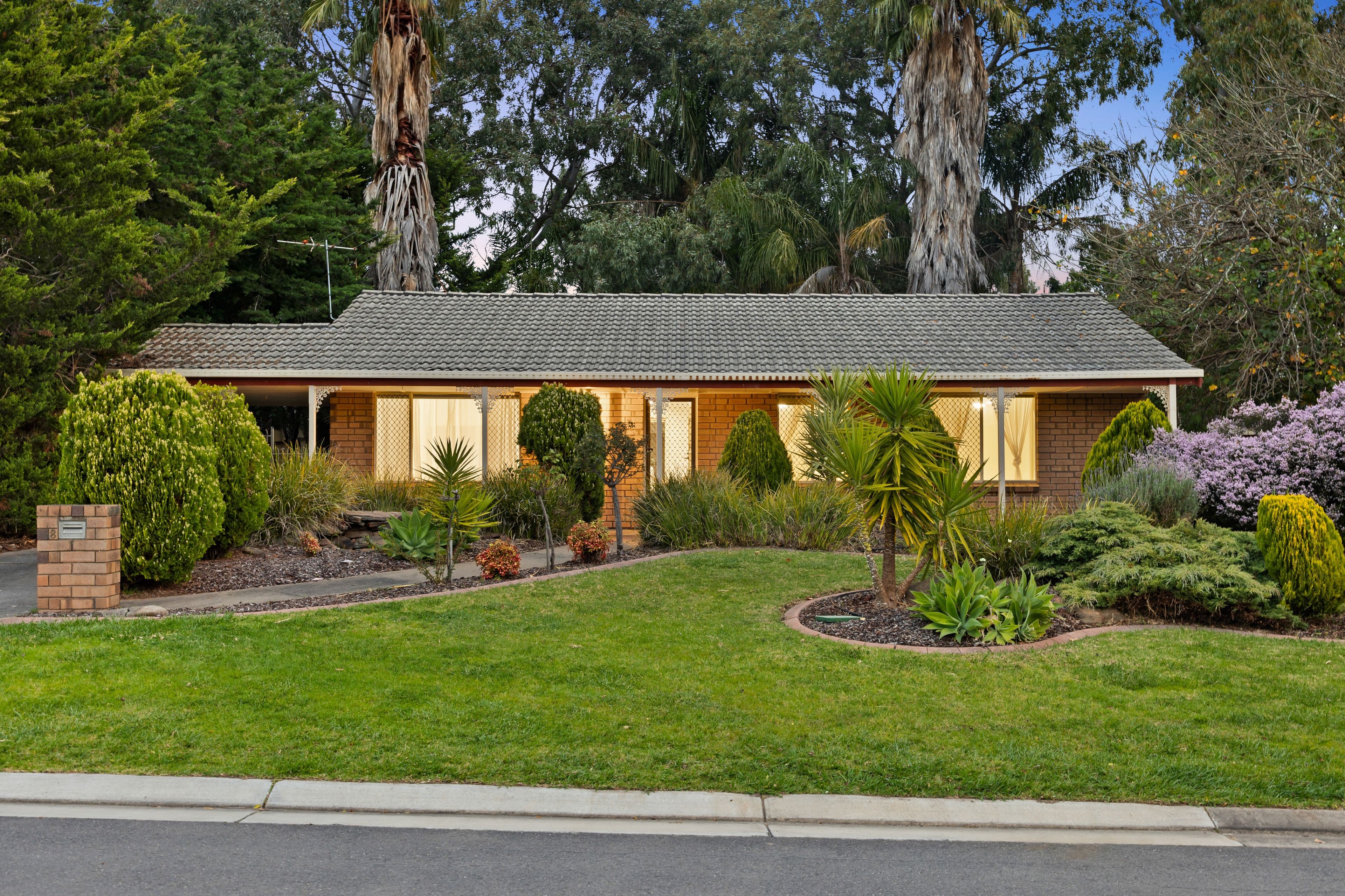 8 Abbaron Court, Aberfoyle Park SA 5159, Aberfoyle Park - Thumbnail 2