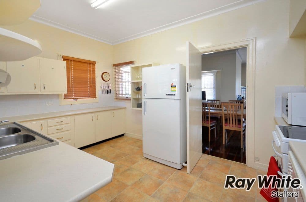 64 Rilatt Street, WAVELL HEIGHTS QLD 4012, Wavell Heights - Thumbnail 8