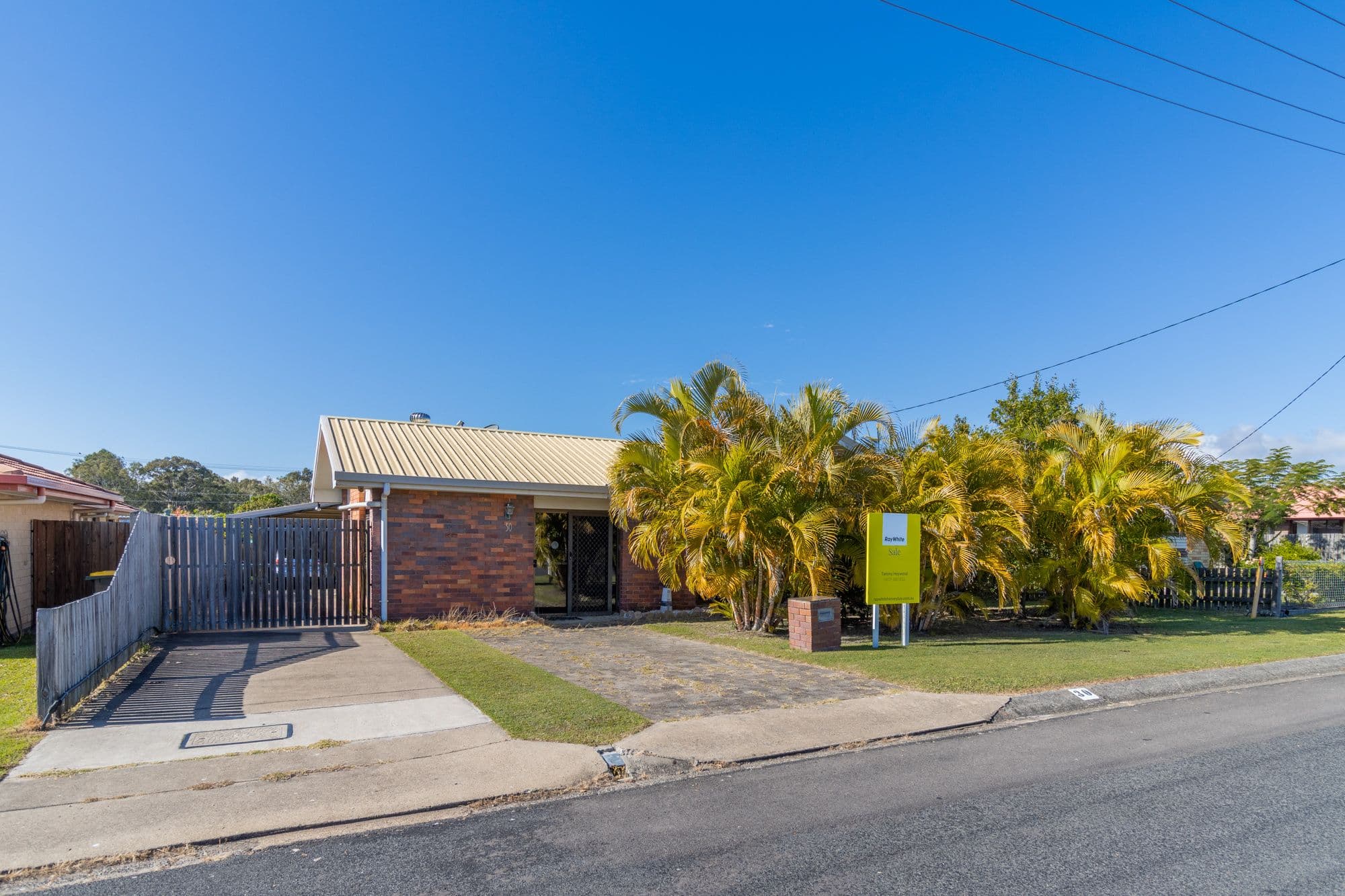 30 Limpus Street, Urangan QLD 4655, Urangan - Thumbnail 4