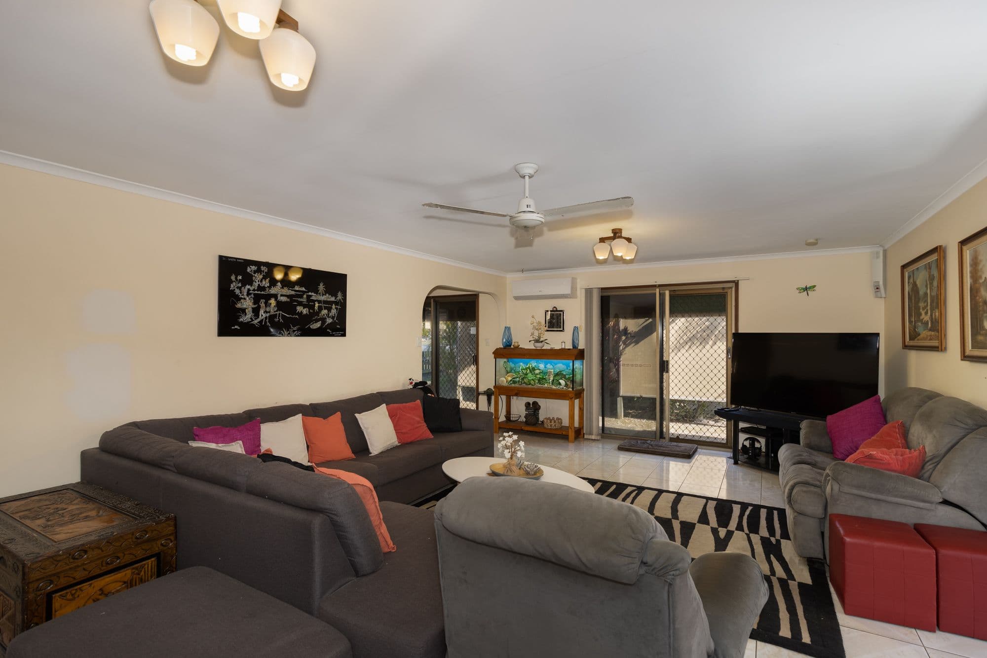 30 Limpus Street, Urangan QLD 4655, Urangan - Thumbnail 6