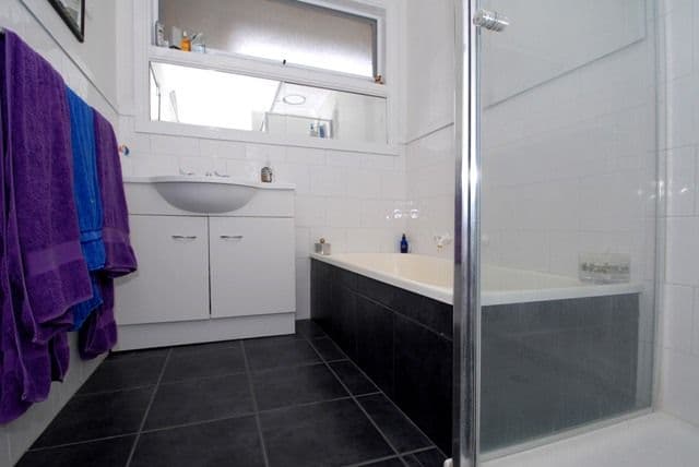13 Quartok Avenue, WERRIBEE VIC 3030, Werribee - Thumbnail 6