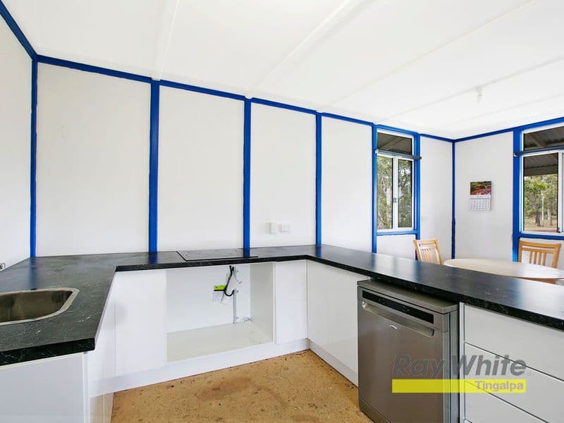 76 Washington Avenue, Tingalpa QLD 4173, Tingalpa - Thumbnail 3