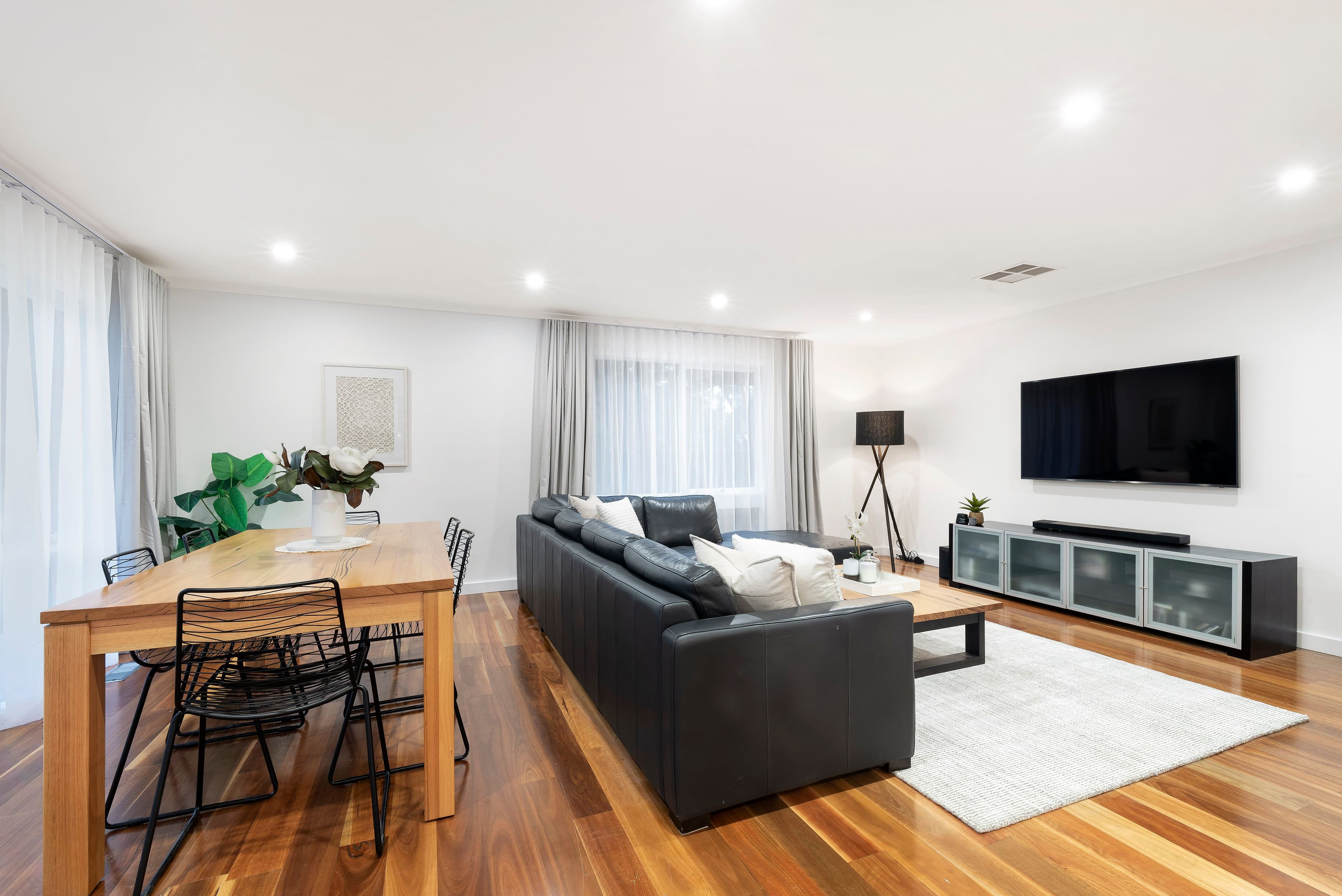 24 Dobson Street, Ferntree Gully VIC 3156, Ferntree Gully - Thumbnail 4