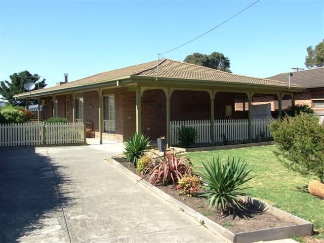 25 St Georges Road, COWES VIC 3922, Cowes - Image 1