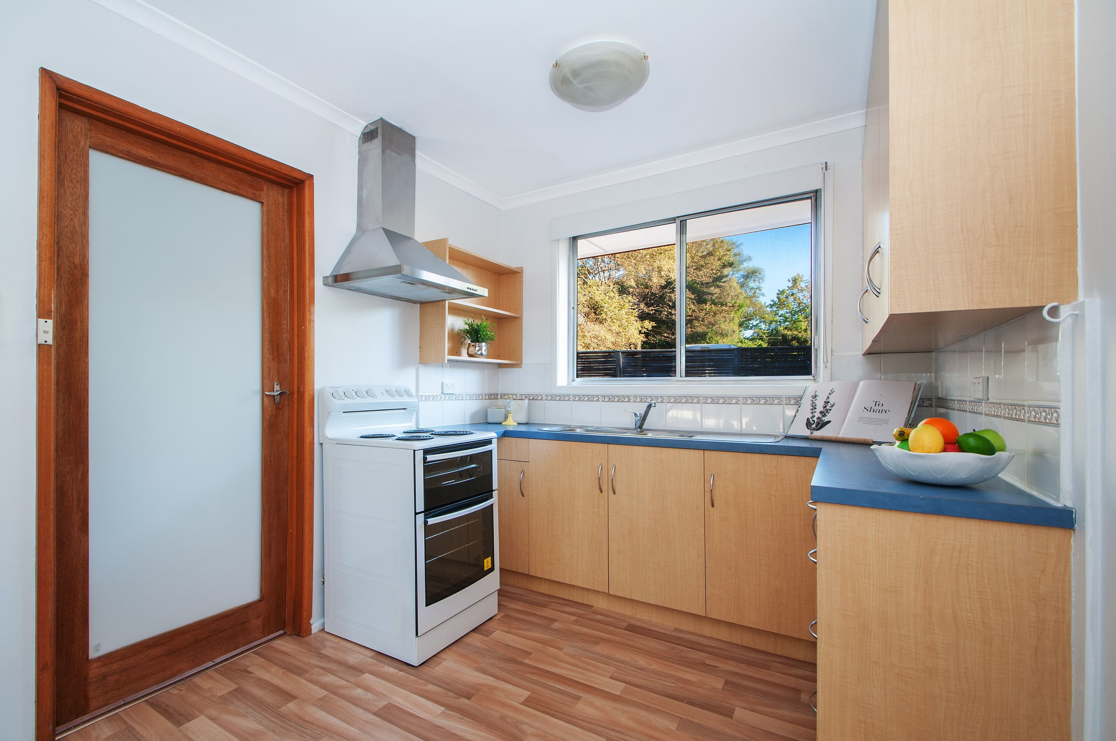 5 Kincumber Drive, Croydon VIC 3136, Croydon - Thumbnail 3