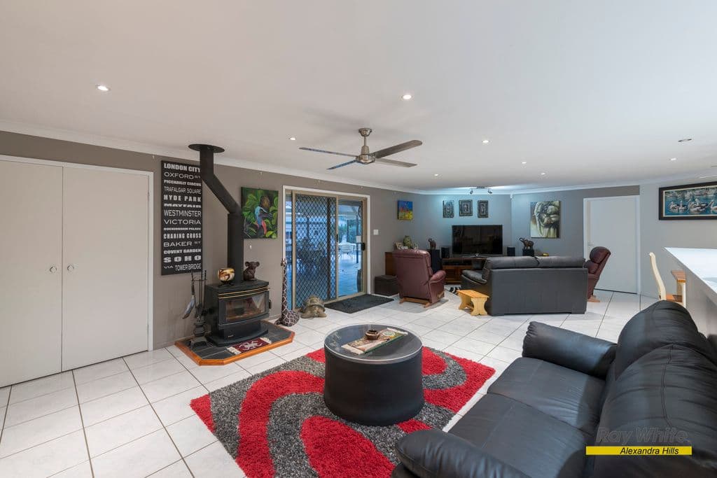 24 Greenfield Road, CAPALABA QLD 4157, Capalaba - Thumbnail 2