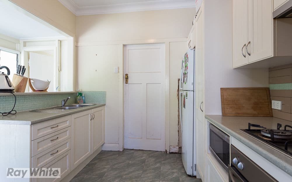 4 Nelson Street, Coorparoo QLD 4151, Coorparoo - Thumbnail 3