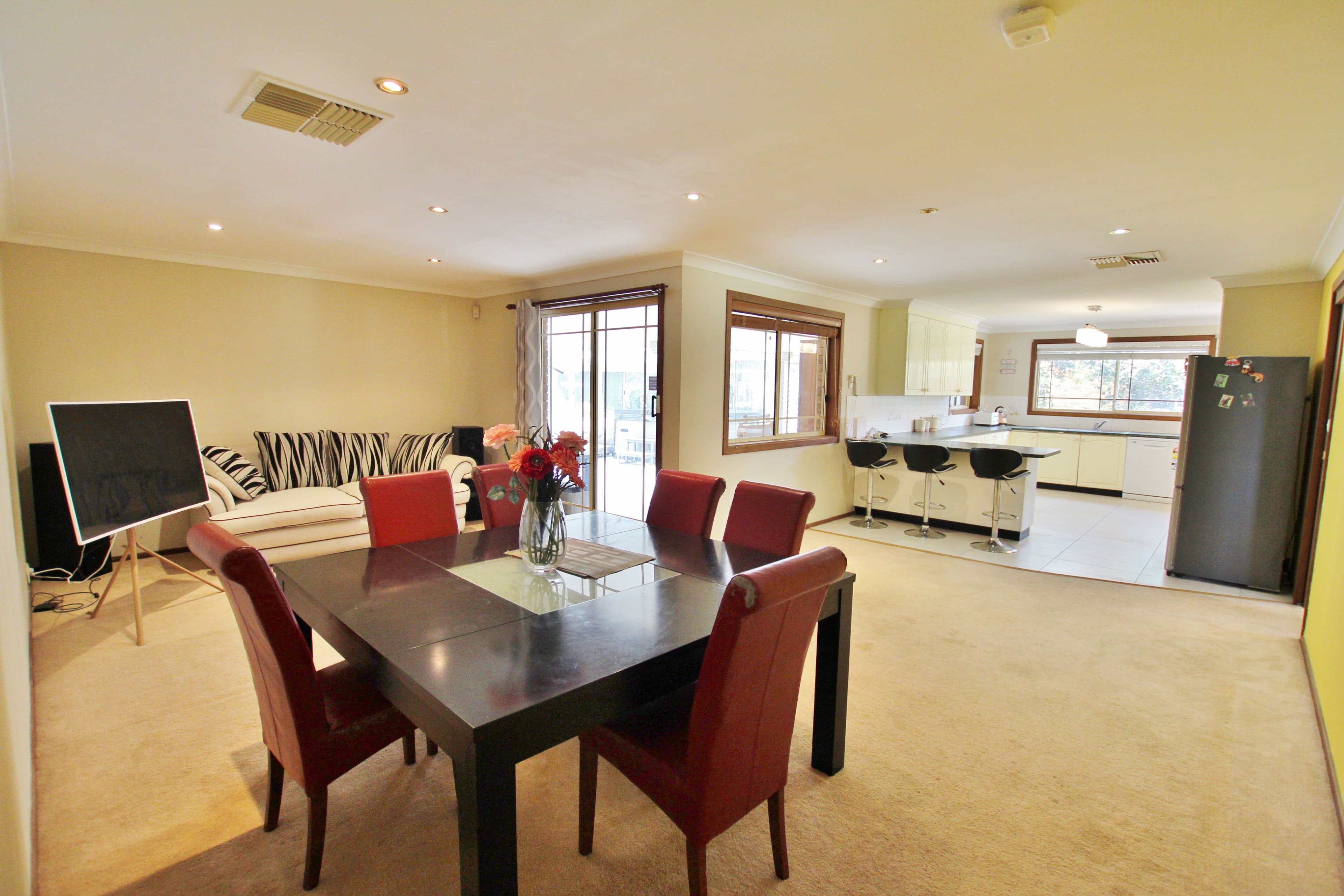 12 Jim Anderson Avenue, Young NSW 2594, Young - Thumbnail 6