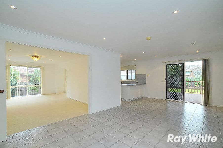 38 Witken Avenue, WANTIRNA SOUTH VIC 3152, Wantirna South - Thumbnail 2