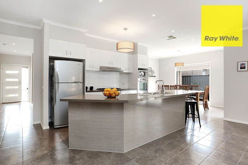 10 Villiers Drive, Point Cook VIC 3030, Point Cook - Thumbnail 4