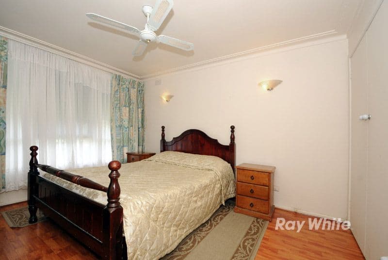 13 Bellview Court, SPRINGVALE SOUTH VIC 3172, Springvale South - Thumbnail 4