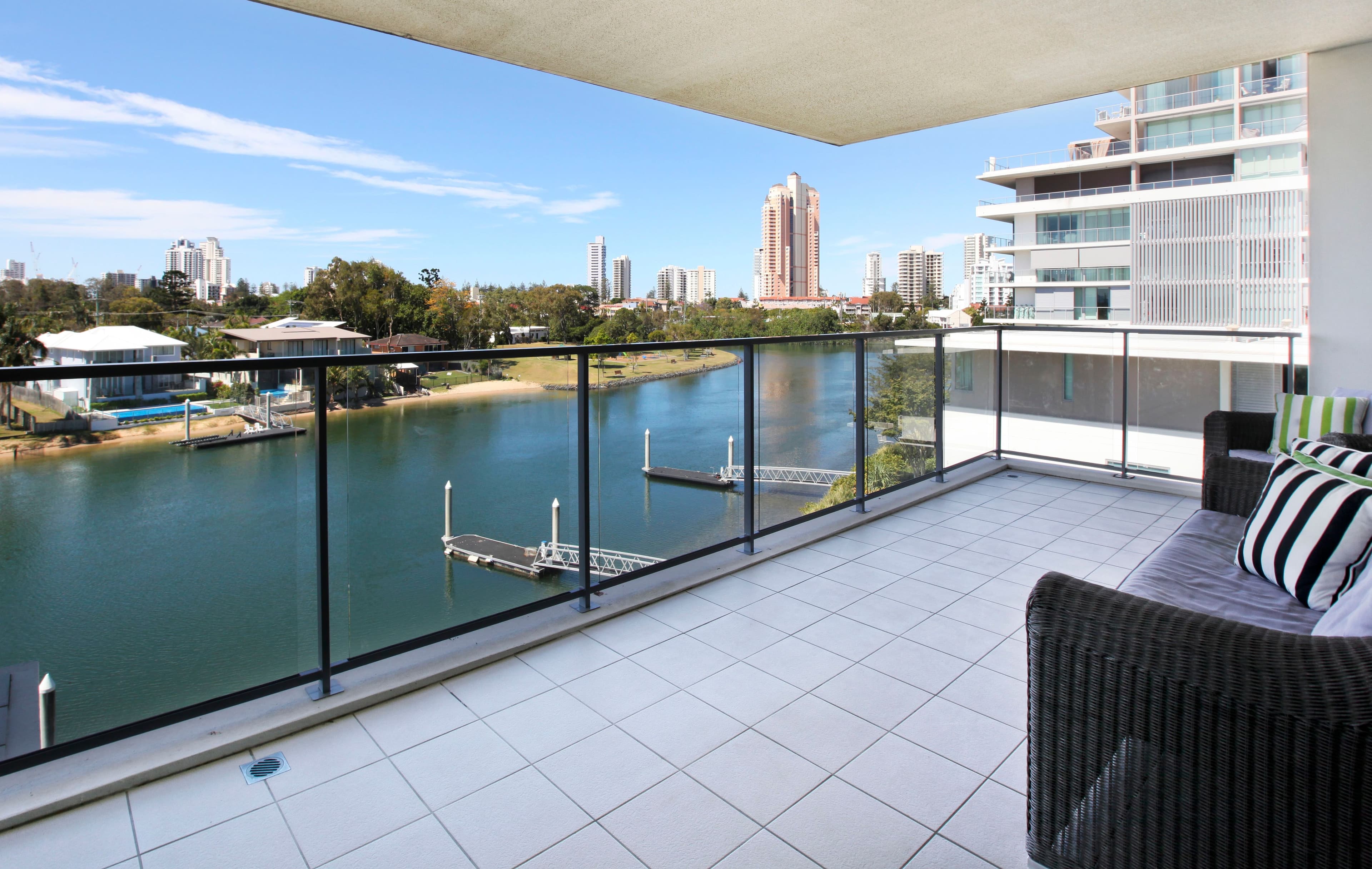 33 T E Peters Drive, Broadbeach Waters QLD 4218, Broadbeach Waters - Image 1