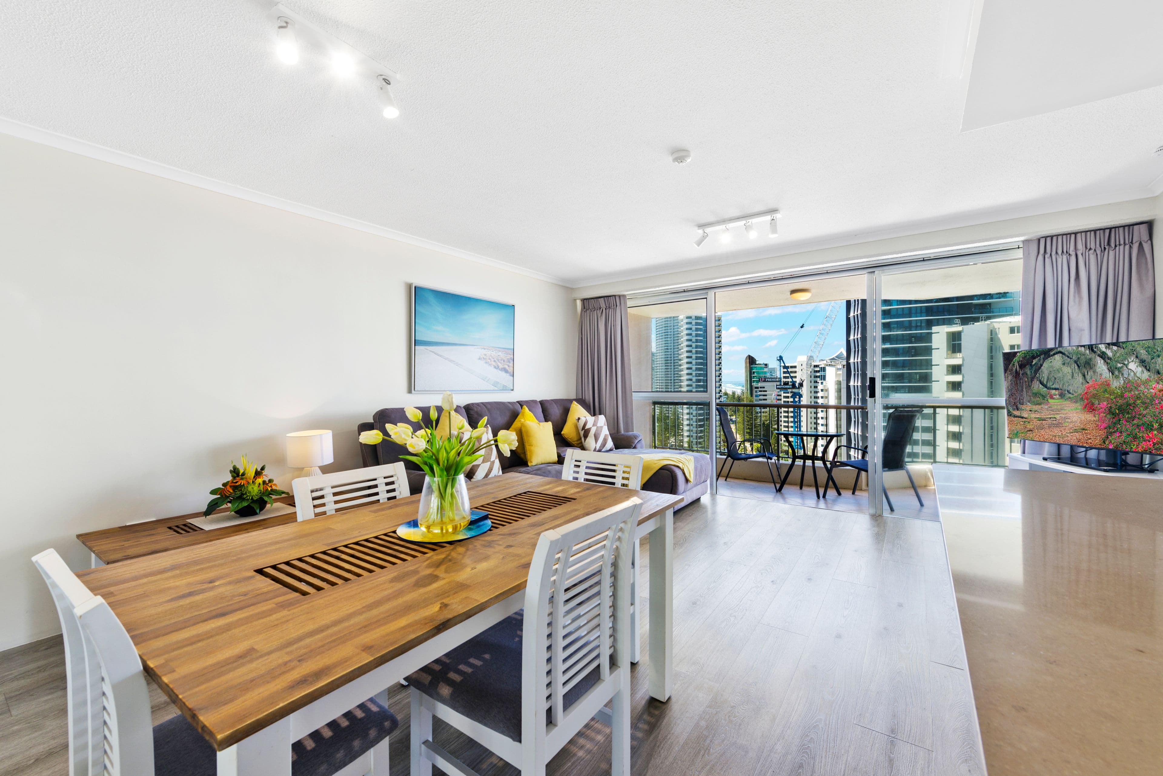 10 Vista Street, Surfers Paradise QLD 4217, Surfers Paradise - Thumbnail 7
