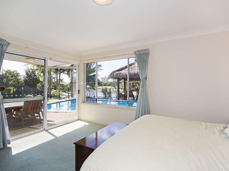 202 Rio Vista Boulevard, MERMAID WATERS QLD 4218, Mermaid Waters - Thumbnail 2