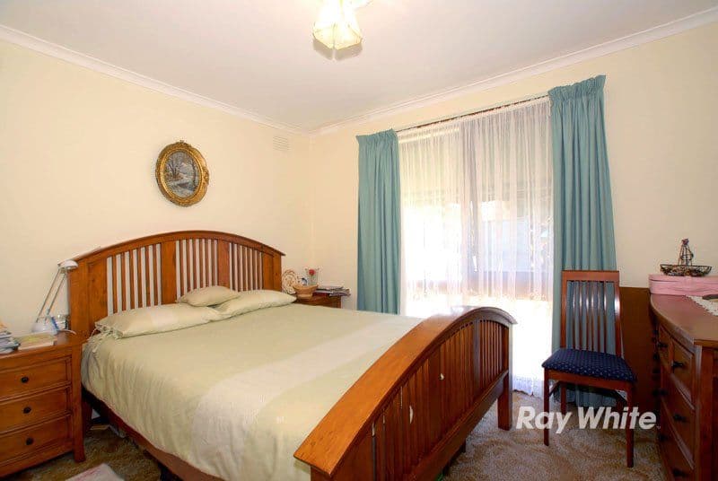 72 Clairmont Avenue, CRANBOURNE VIC 3977, Cranbourne - Thumbnail 8