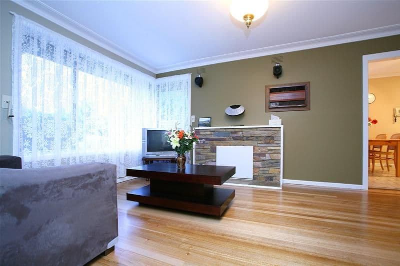 15 Donach Crescent, BUNDOORA VIC 3083, Bundoora - Thumbnail 3