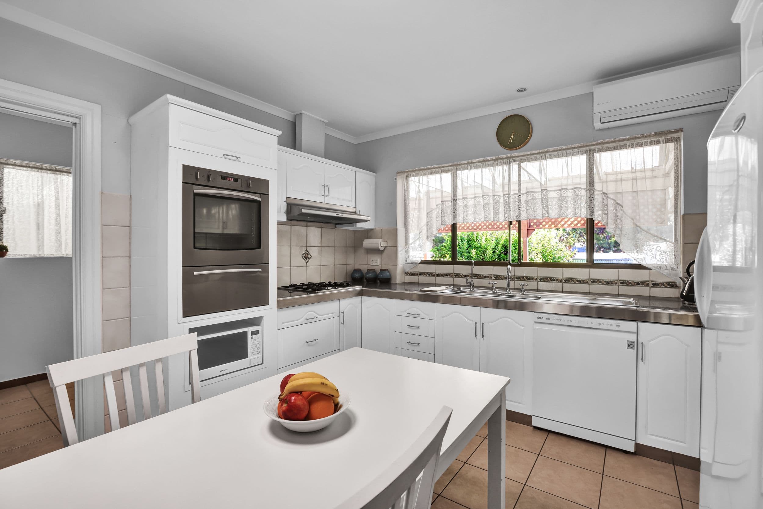 12 Kenwyn Drive, Campbelltown SA 5074, Campbelltown - Thumbnail 6
