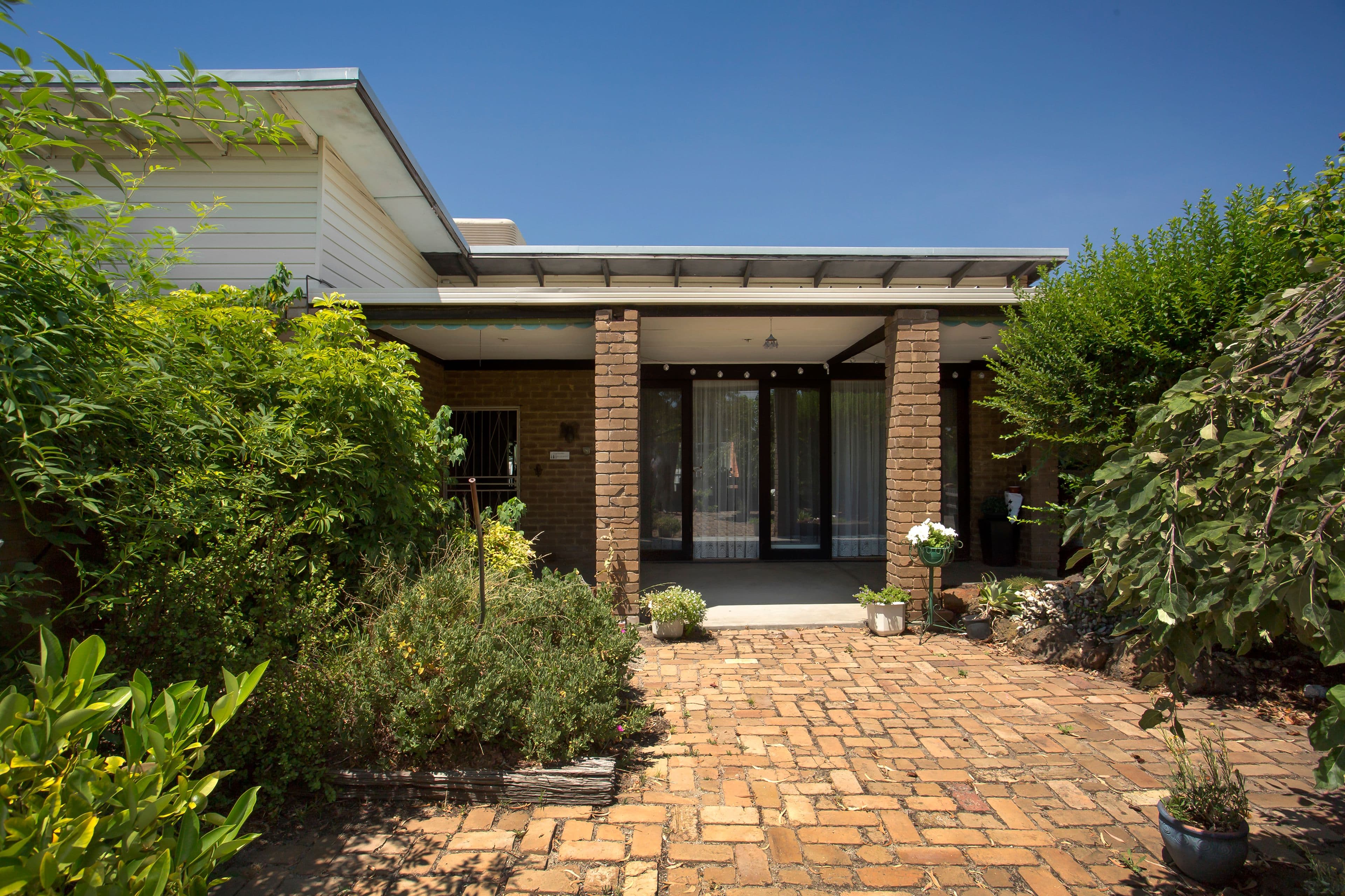 32 Darebin Boulevard, Reservoir VIC 3073, Reservoir - Thumbnail 3