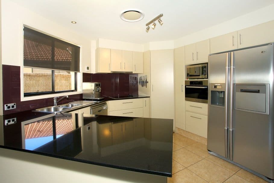 6 Sagitta Place, ROBINA QLD 4226, Robina - Thumbnail 4
