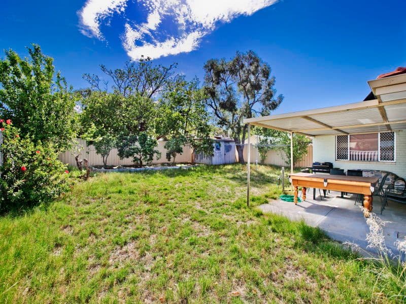 76 Casserley Avenue, GIRRAWHEEN WA 6064, Girrawheen - Thumbnail 2